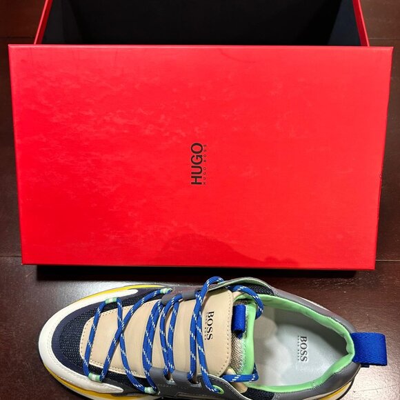 BOSS Panelled-Design Low-Top Leather Sneakers - Picture 11 of 11